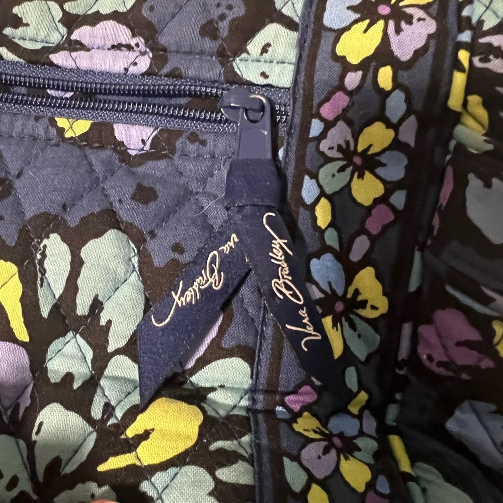 Vera Bradley Navy Floral Quilted Crossbody with Multicolor Flowers - Picture 4 of 4